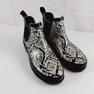 Sak Roots Ankle Rubber Boots Womens Size 7 Black Tan Brown Rain Boots